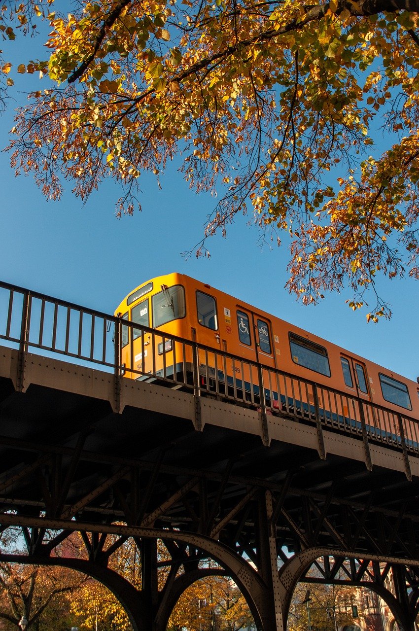 découvrez des solutions innovantes pour un transport urbain durable, favorisant la mobilité écologique, la réduction des émissions et l'amélioration de la qualité de vie en ville.