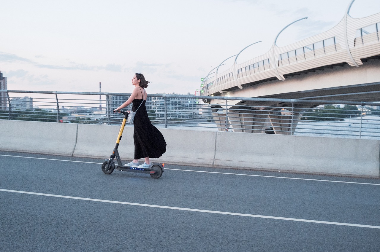 découvrez l'avenir de la mobilité avec les véhicules électriques. explorez les avantages écologiques, économiques et technologiques de ces voitures modernes qui transforment notre façon de conduire et de préserver notre planète.