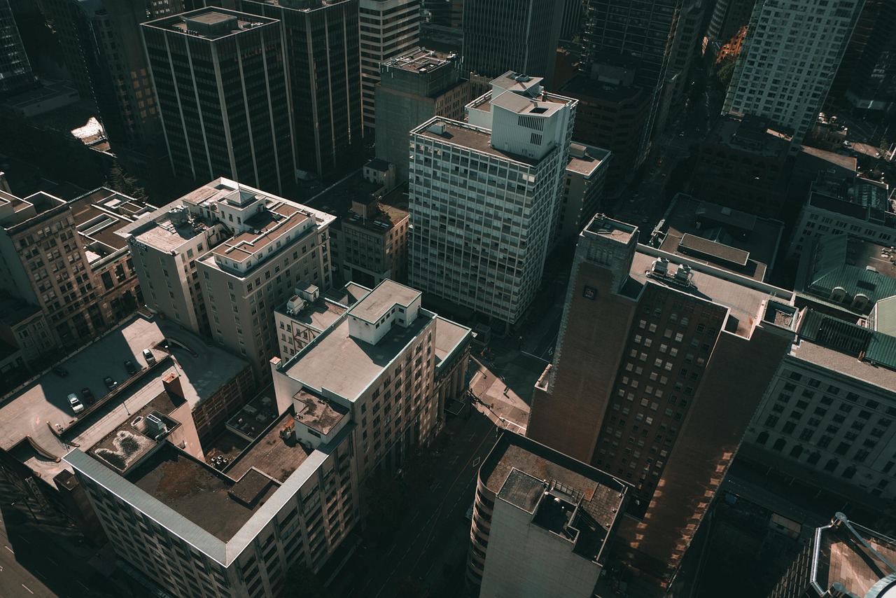 découvrez comment la planification urbaine durable façonne les villes de demain en intégrant l'écologie, l'efficacité énergétique et la qualité de vie. explorez des stratégies innovantes pour créer des espaces urbains résilients et adaptables aux défis environnementaux.